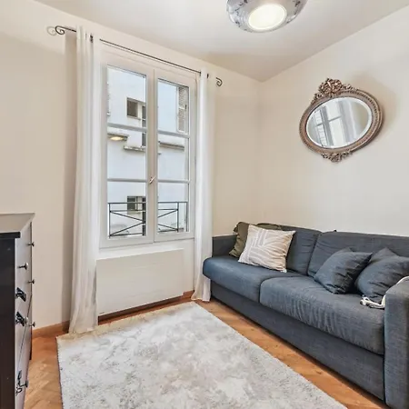 Apartamento Bnbnook - 1br Near Eiffel Tower & Les Invalides *